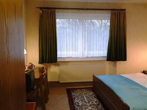 S&L Hotel Neuss Exterior foto